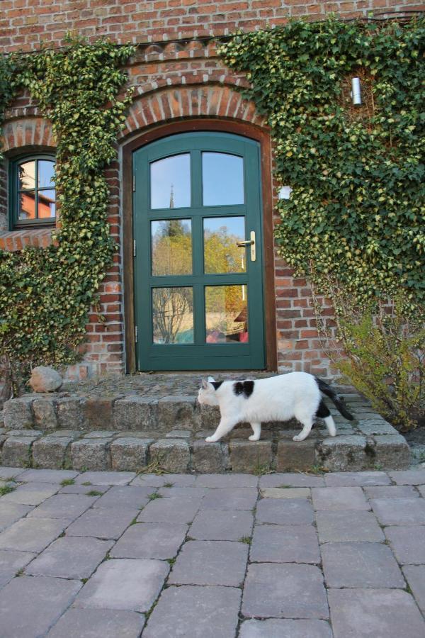 Pensionszimmer Im Fliederhof Michendorf Exterior foto